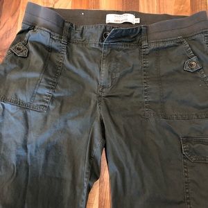 SONOMA  Life + Style Capri mid rise size 12 army green